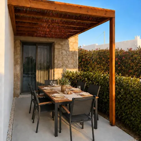 Geveria Luxury With Pool Agia Anna Naxos Dom wakacyjny *